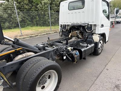 2020 Mitsubishi Canter - Thumbnail