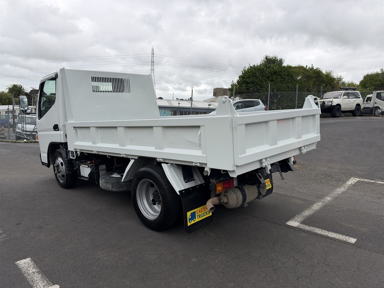2020 Mitsubishi Canter