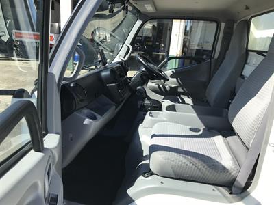 2019 Hino Dutro - Thumbnail