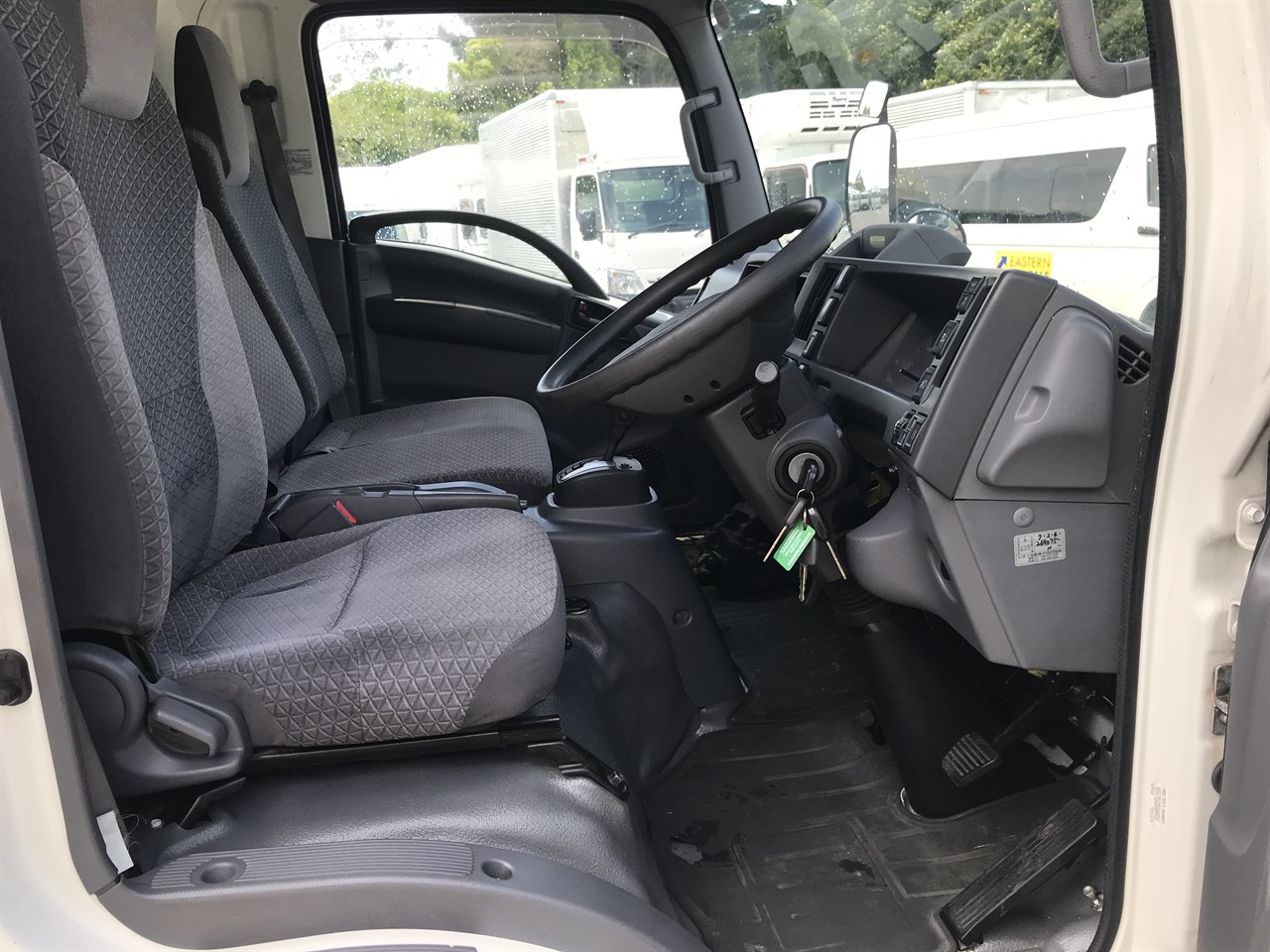 2019 Isuzu Elf