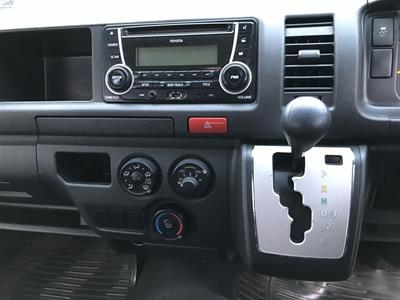 2016 Toyota Hiace - Thumbnail