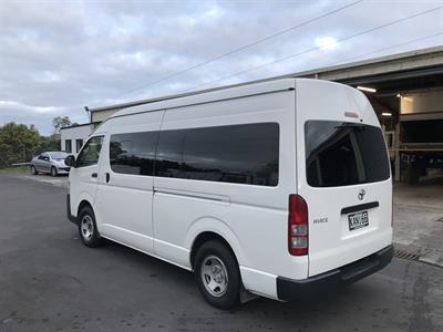2016 Toyota Hiace - Thumbnail