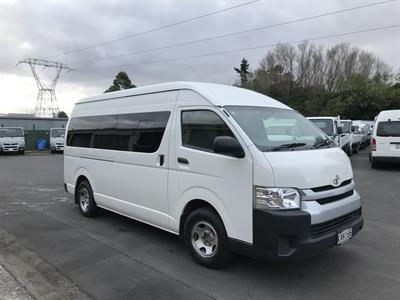 2016 Toyota Hiace - Thumbnail