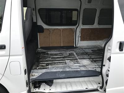 2016 Toyota Hiace - Thumbnail