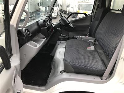 2024 Toyota Dyna - Thumbnail