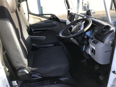 2020 Mitsubishi Canter - Thumbnail
