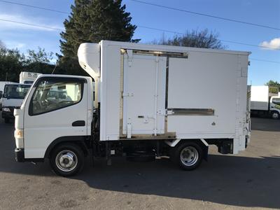 2020 Mitsubishi Canter - Thumbnail