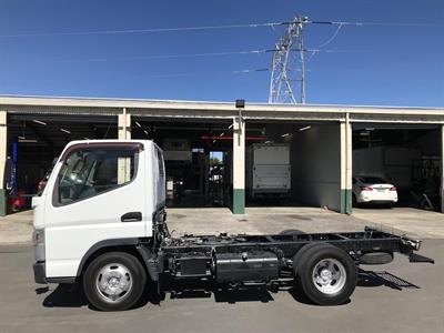 2014 Mitsubishi Canter - Thumbnail