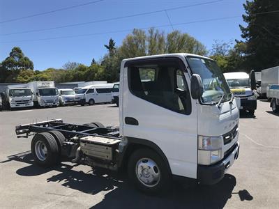 2014 Mitsubishi Canter - Thumbnail