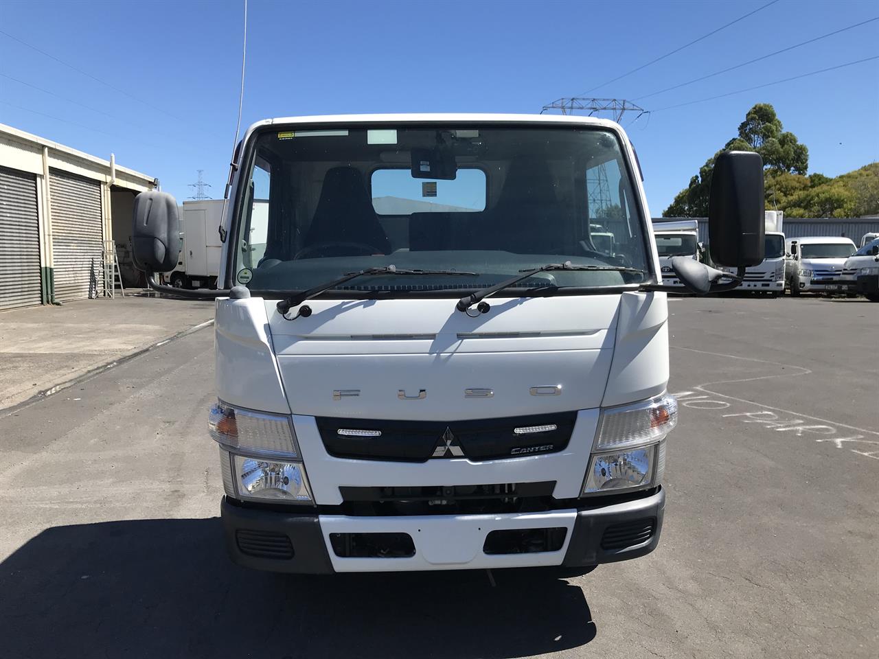2014 Mitsubishi Canter