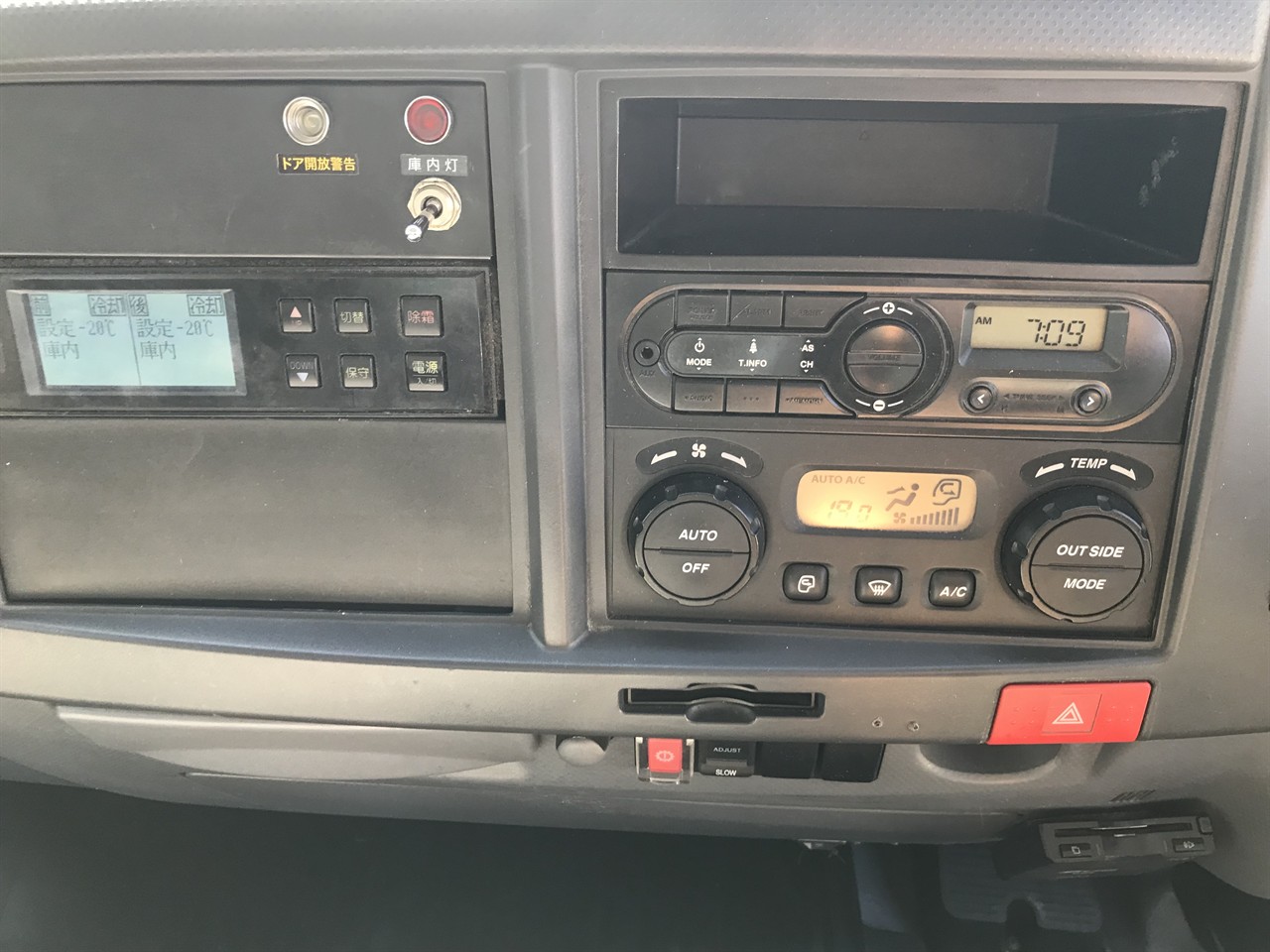 2018 Isuzu Elf