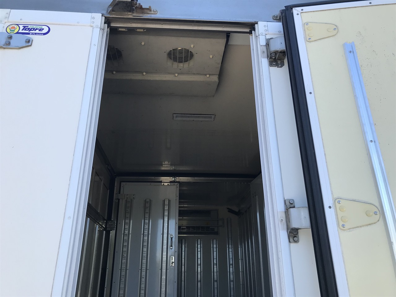 2018 Isuzu Elf