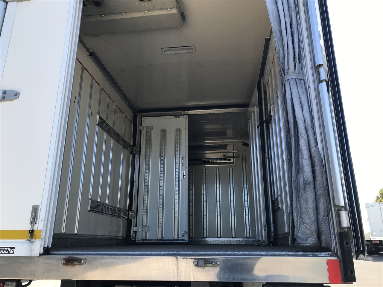 2018 Isuzu Elf