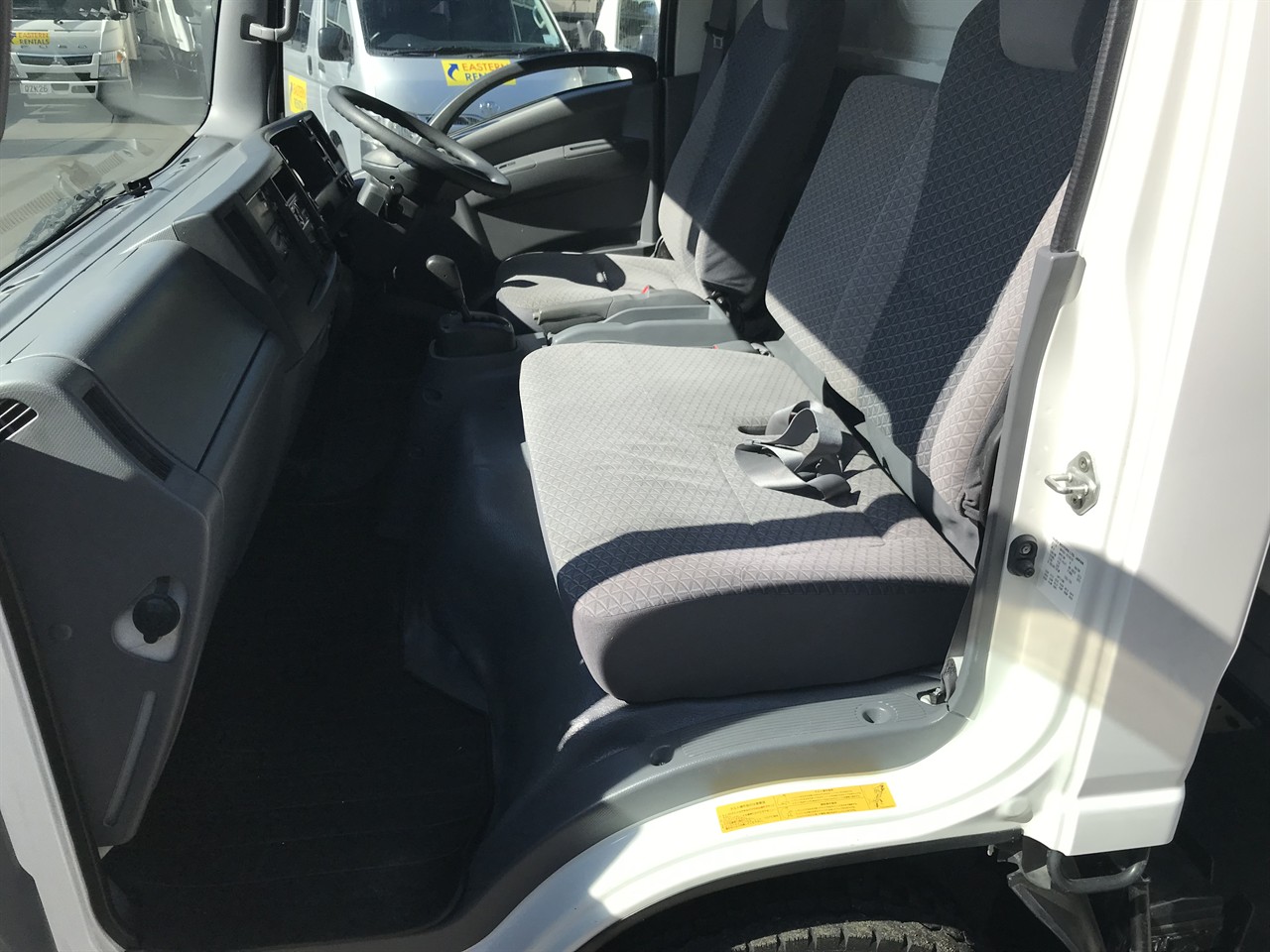 2018 Isuzu Elf