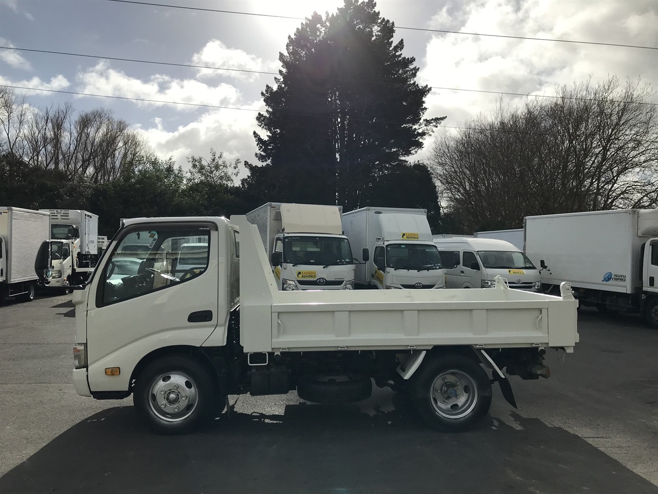 2015 Hino Dutro