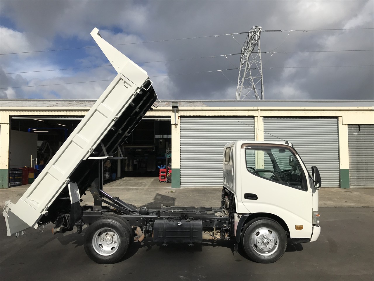 2015 Hino Dutro