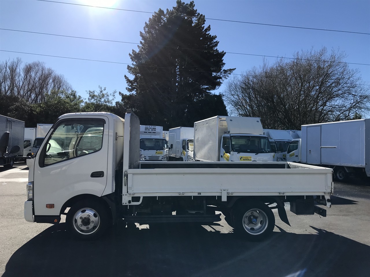 2017 Hino Dutro