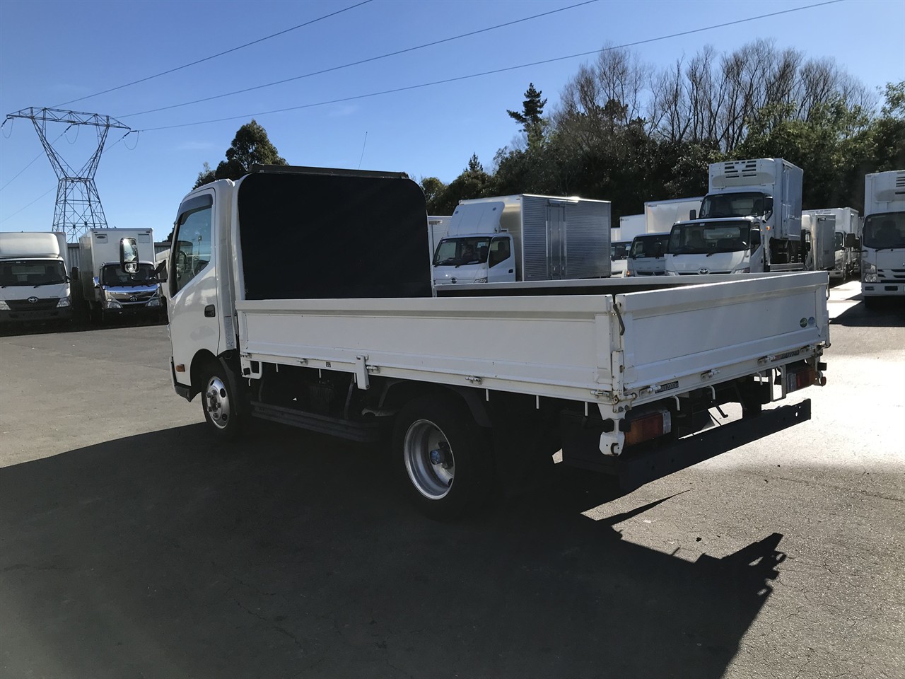 2017 Hino Dutro