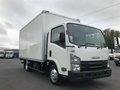 2015 Isuzu Elf - Thumbnail