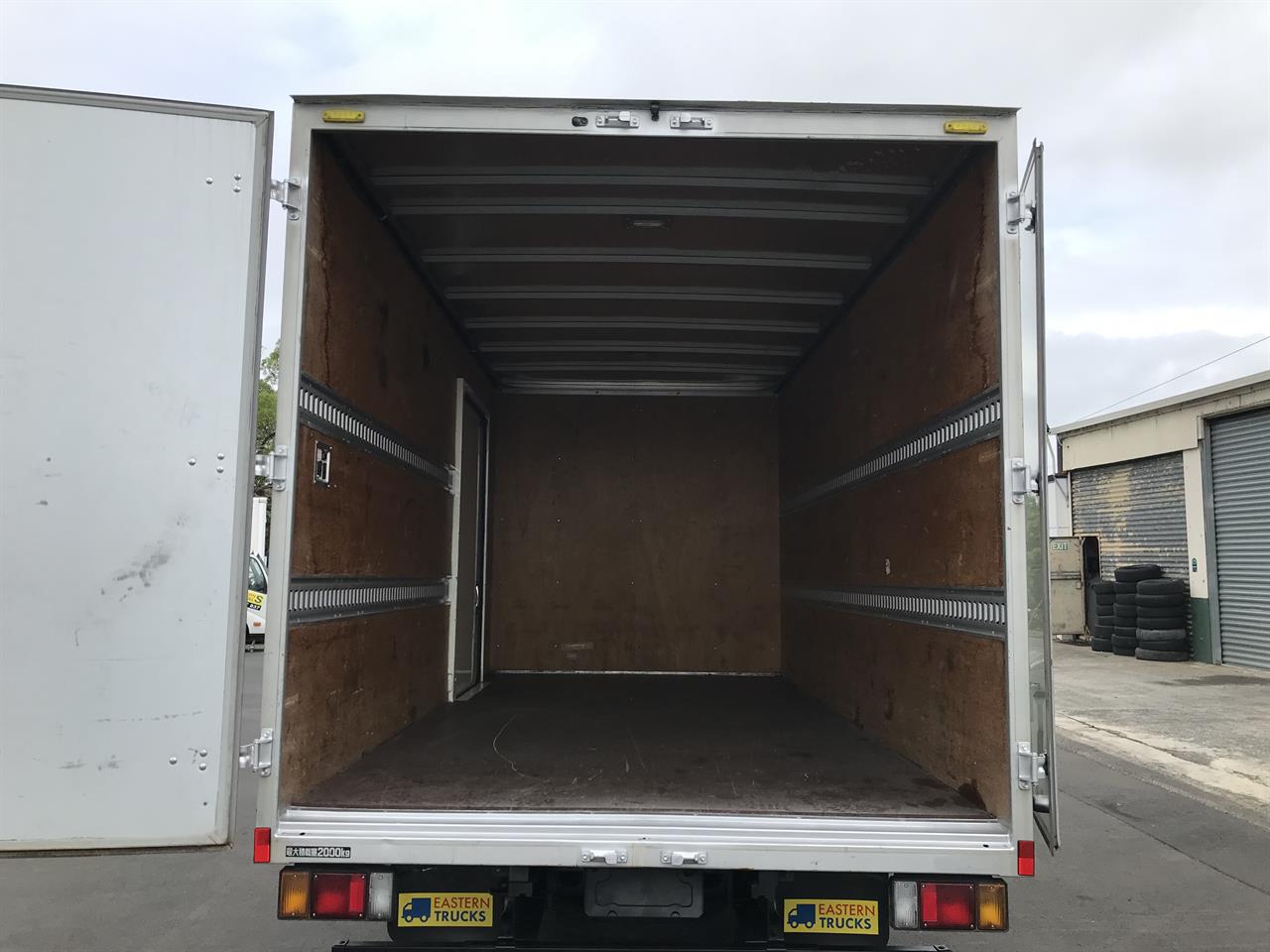 2015 Isuzu Elf