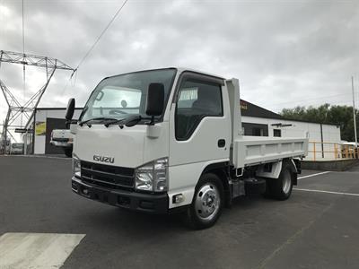 2014 Isuzu Elf - Thumbnail