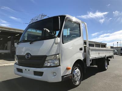 2011 Hino Dutro