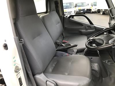 2011 Toyota Dyna - Thumbnail