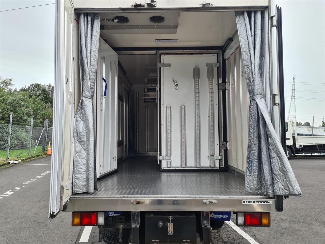 2017 Isuzu Elf
