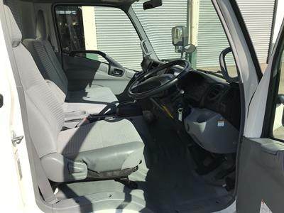 2016 Toyota Dyna - Thumbnail