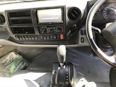 2016 Toyota Dyna - Thumbnail