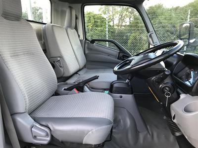 2016 Toyota Dyna - Thumbnail