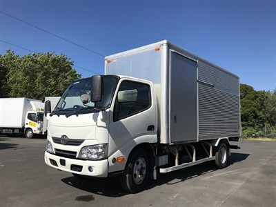 2016 Toyota Toyoace