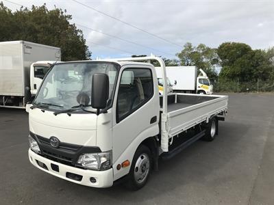 2017 Toyota Dyna - Thumbnail