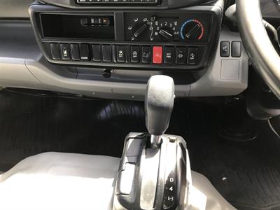 2018 Toyota Dyna - Thumbnail