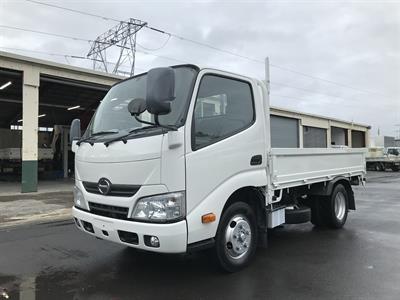 2013 Hino Dutro
