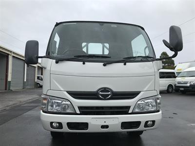 2013 Hino Dutro - Thumbnail