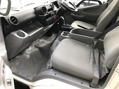2012 Toyota Toyoace - Thumbnail