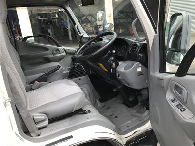 2011 Toyota Toyoace - Thumbnail