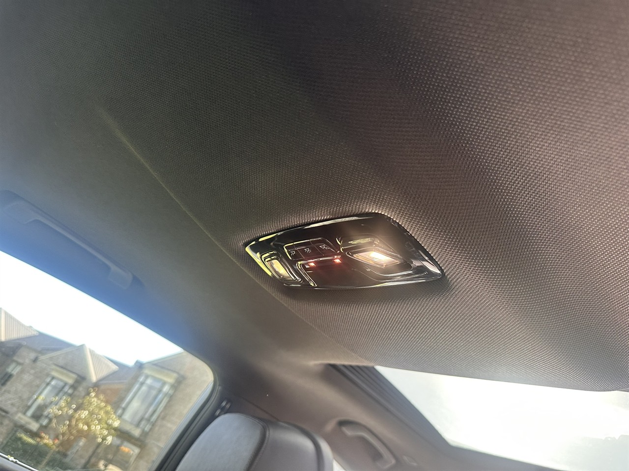 2018 BMW 750i