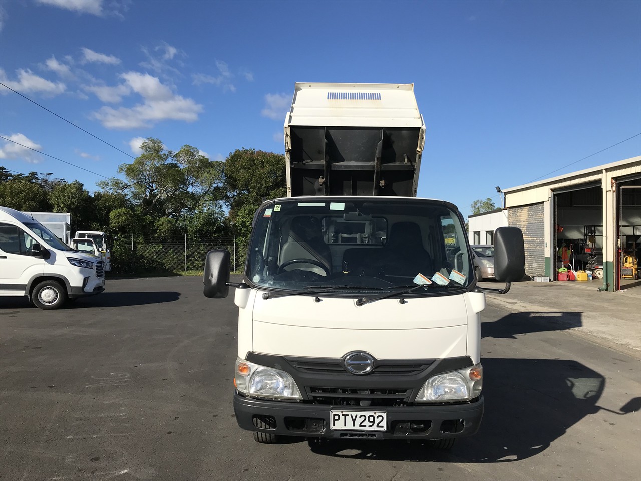 2015 Hino Dutro