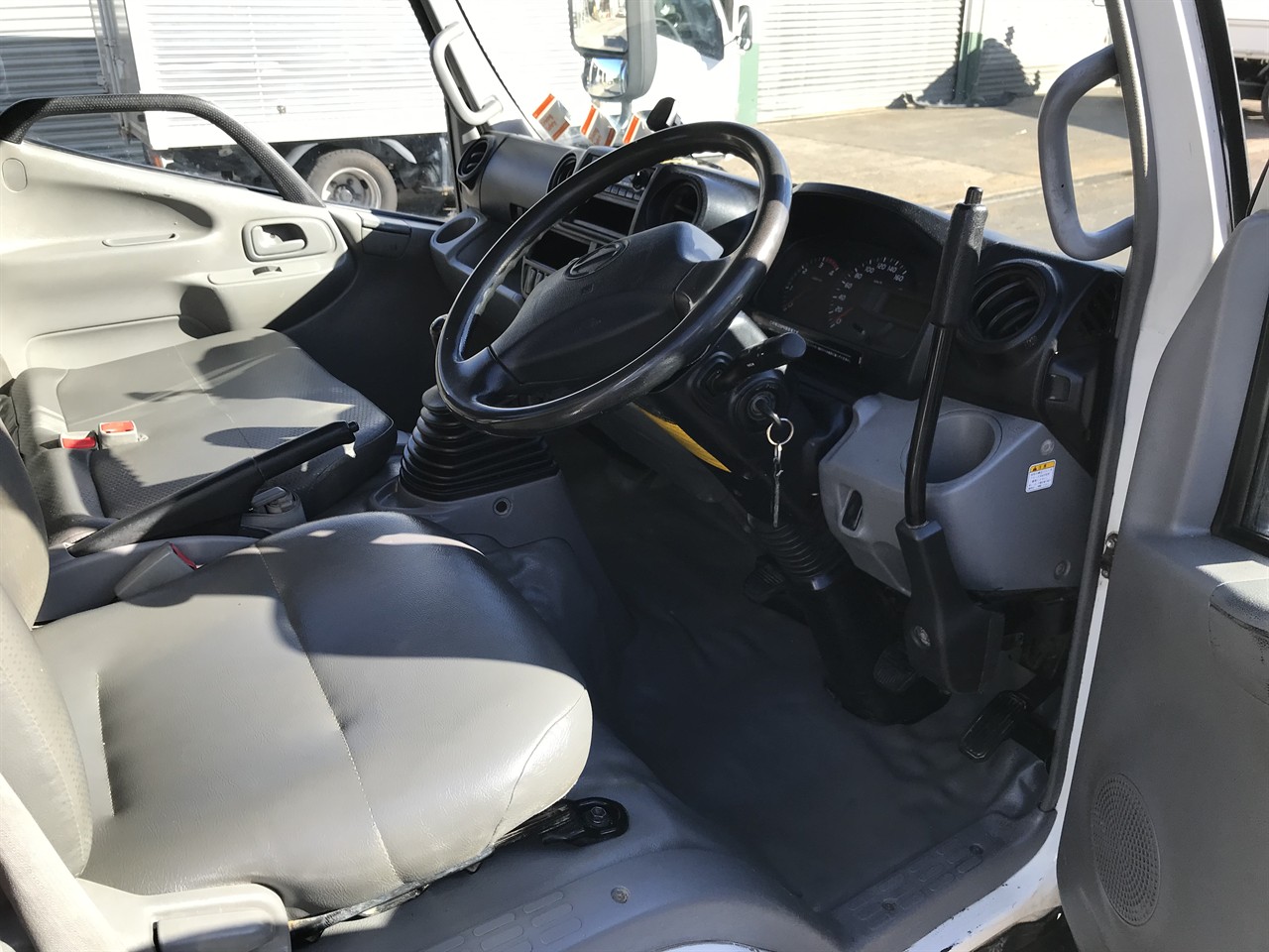 2015 Hino Dutro