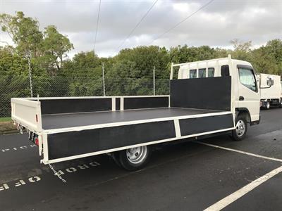 2015 Mitsubishi Canter - Thumbnail