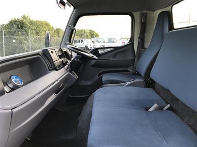 2015 Mitsubishi Canter - Thumbnail