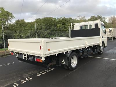 2015 Mitsubishi Canter - Thumbnail