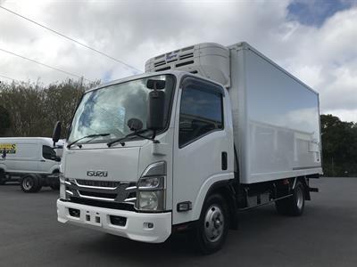 2022 Isuzu Elf