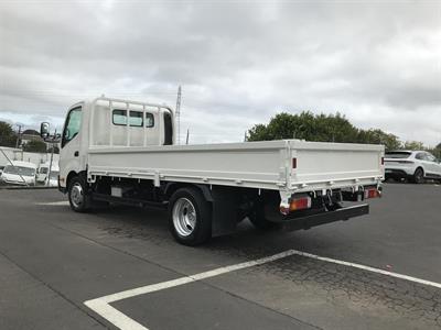 2018 Toyota Dyna - Thumbnail