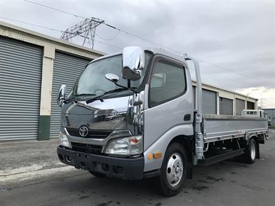 2013 Toyota Dyna - Thumbnail