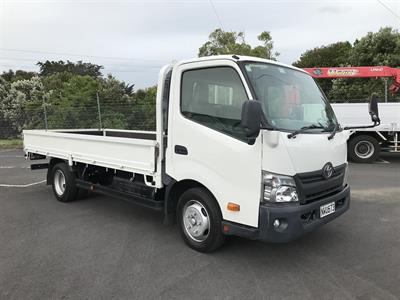 2015 Toyota Toyace - Thumbnail