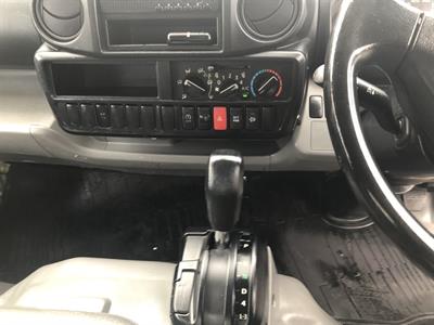 2013 Hino Dutro - Thumbnail