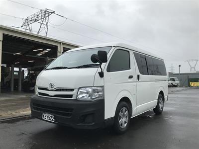 2013 Toyota Hiace - Thumbnail